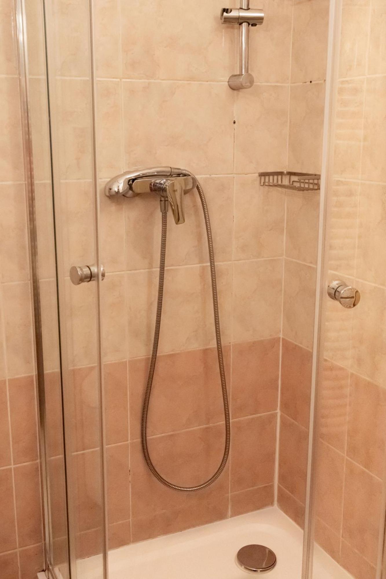 Apartments In Mala Strana - 10 Minutes From Charles Bridge Prag Dış mekan fotoğraf