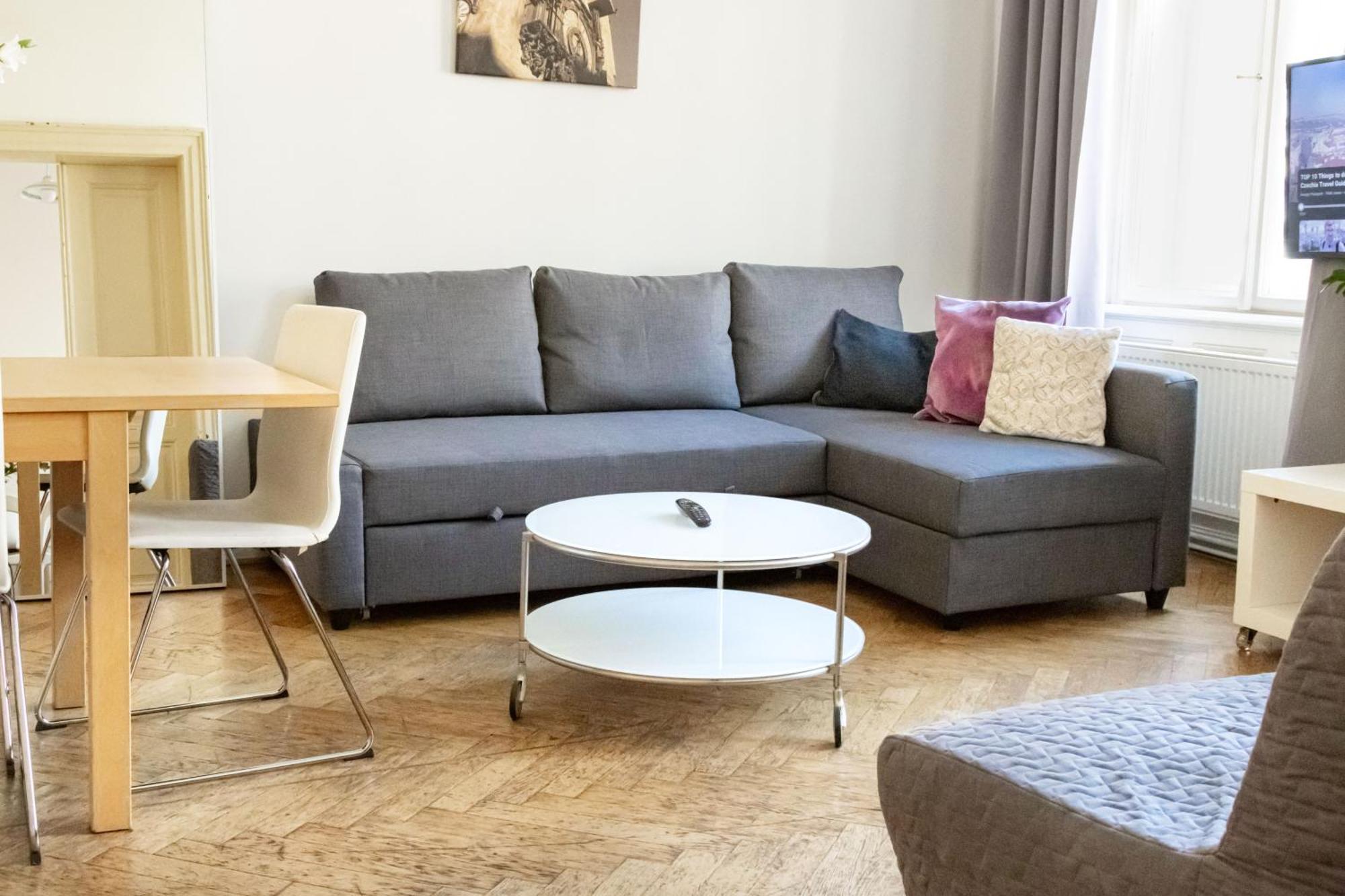 Apartments In Mala Strana - 10 Minutes From Charles Bridge Prag Dış mekan fotoğraf