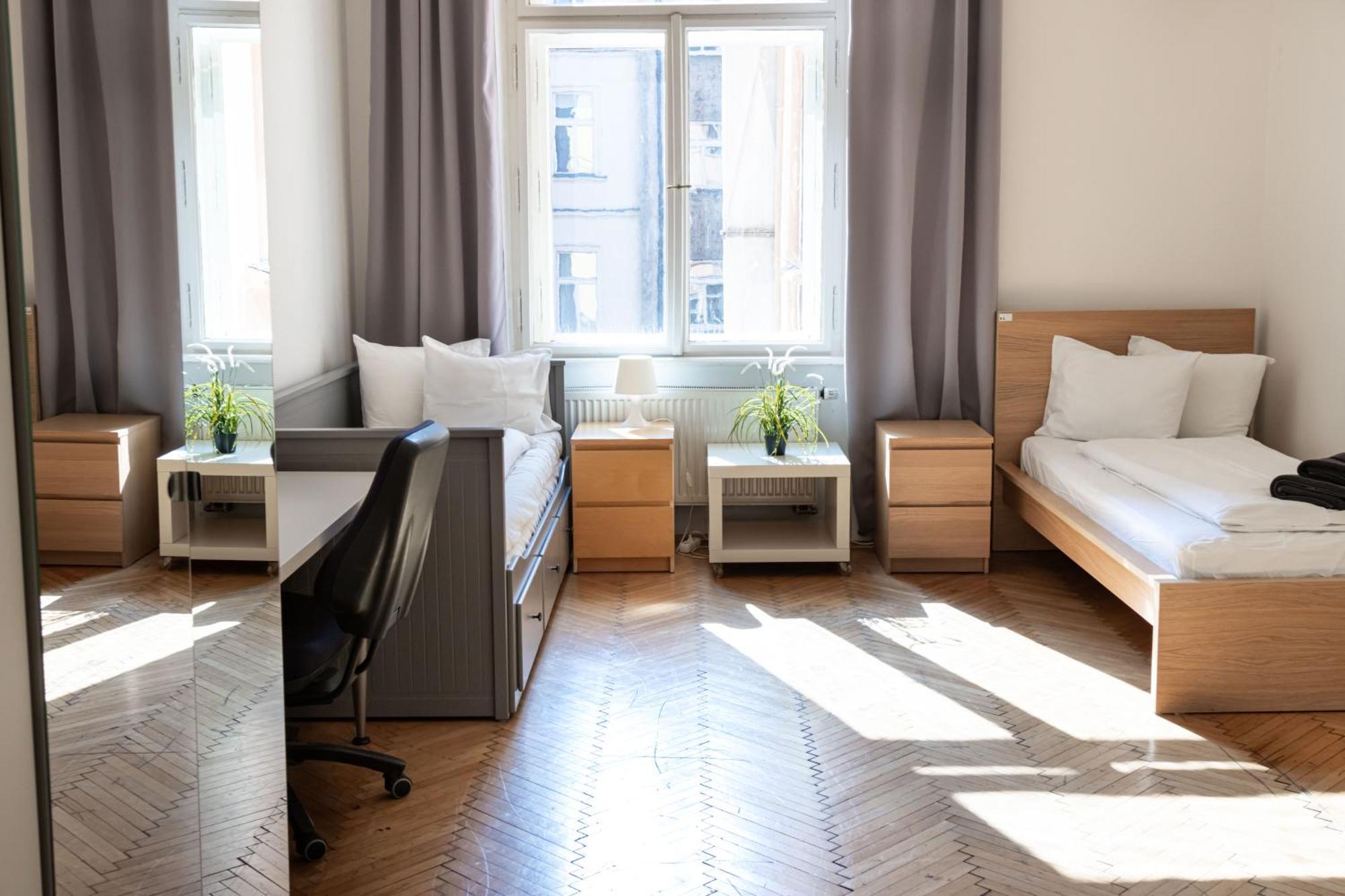 Apartments In Mala Strana - 10 Minutes From Charles Bridge Prag Dış mekan fotoğraf
