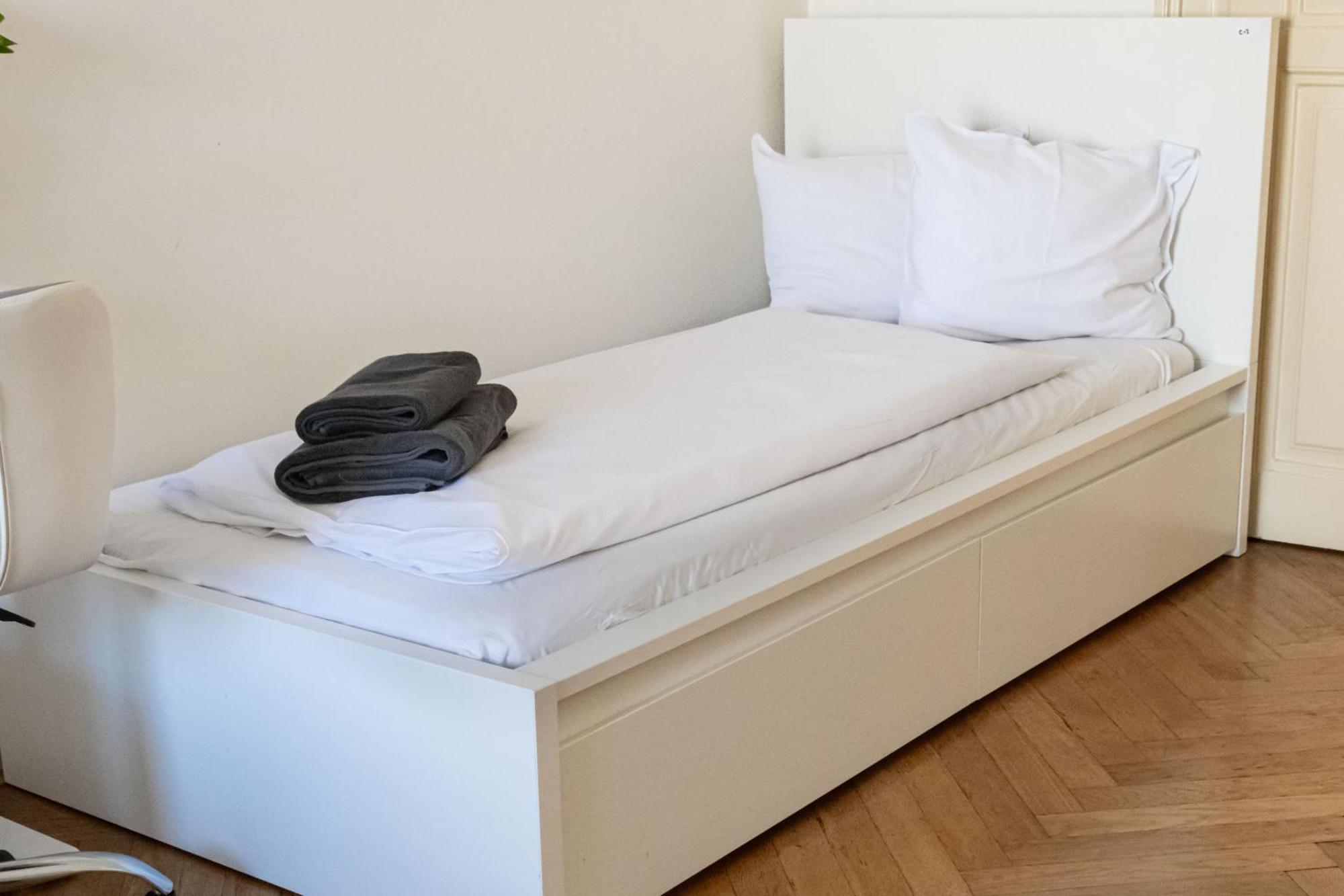 Apartments In Mala Strana - 10 Minutes From Charles Bridge Prag Dış mekan fotoğraf