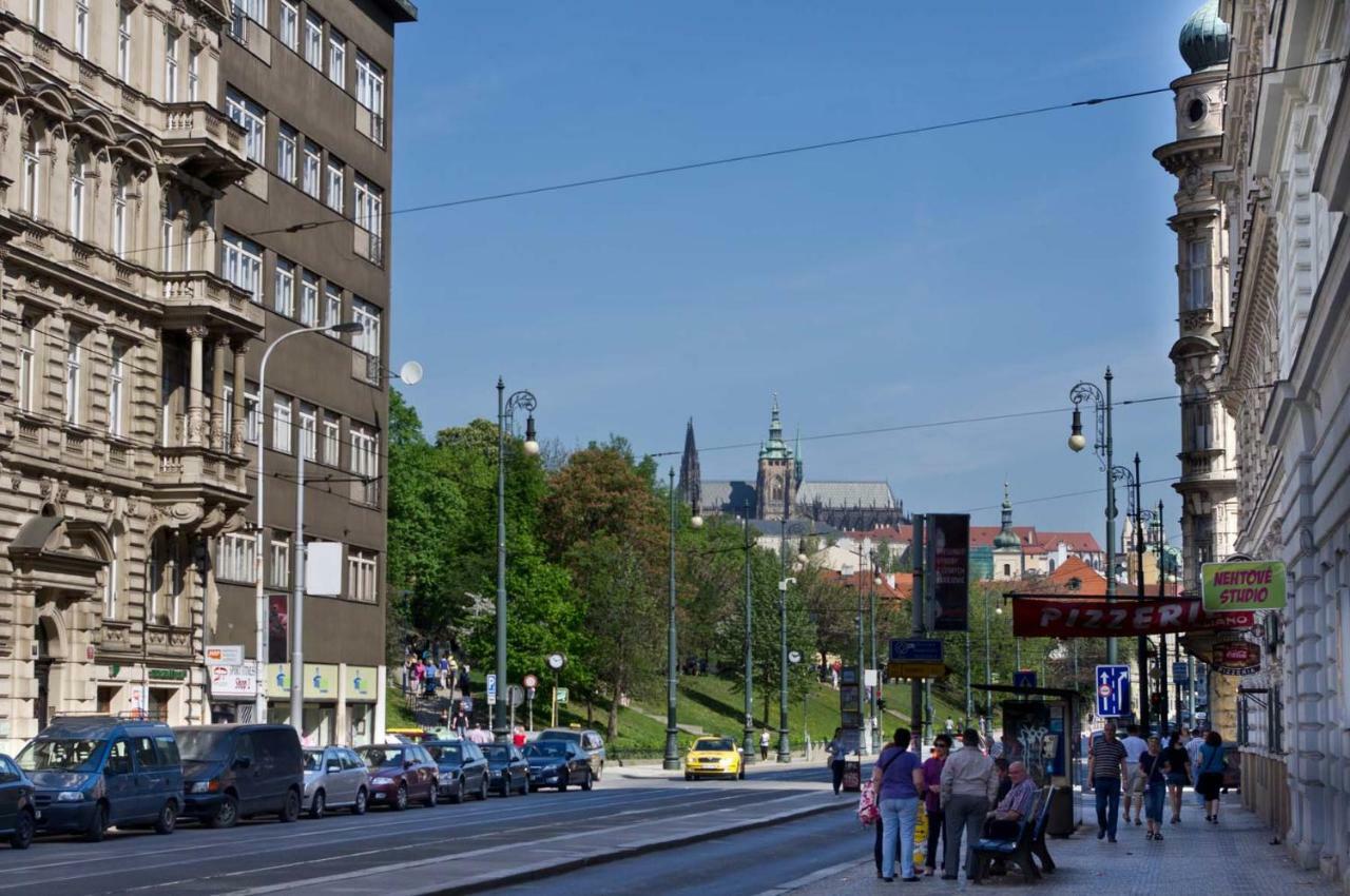 Apartments In Mala Strana - 10 Minutes From Charles Bridge Prag Dış mekan fotoğraf