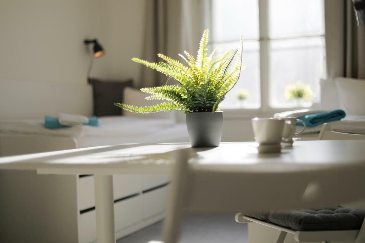 Apartments In Mala Strana - 10 Minutes From Charles Bridge Prag Dış mekan fotoğraf